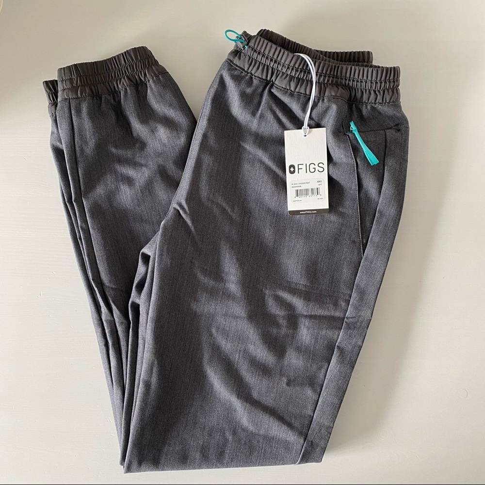 NWT Figs Muli Joggers - Graphite
